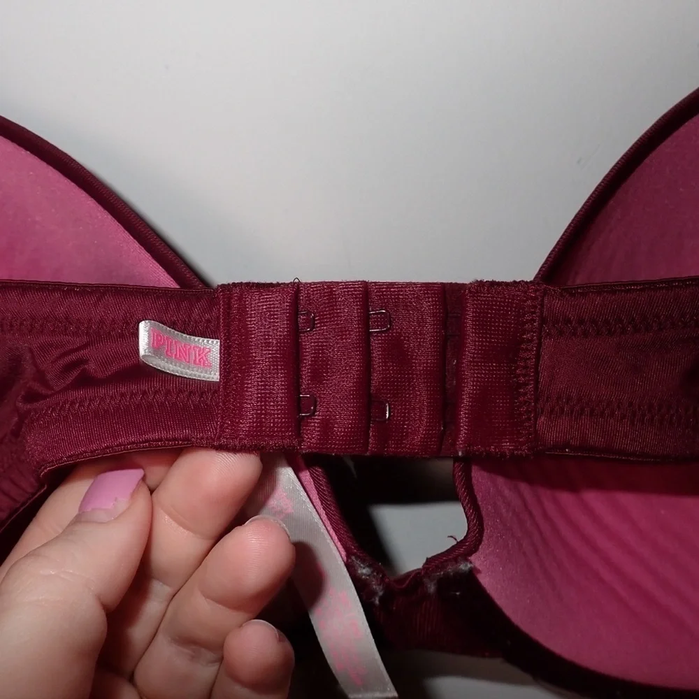 Victoria’s Secret PINK Maroon Underwire T Shirt Bra size 36D